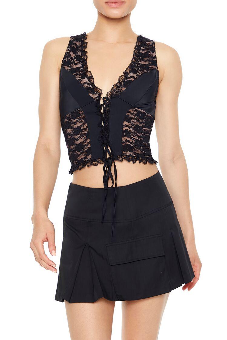 V Yaka Dantel Detaylı Crop Bluz